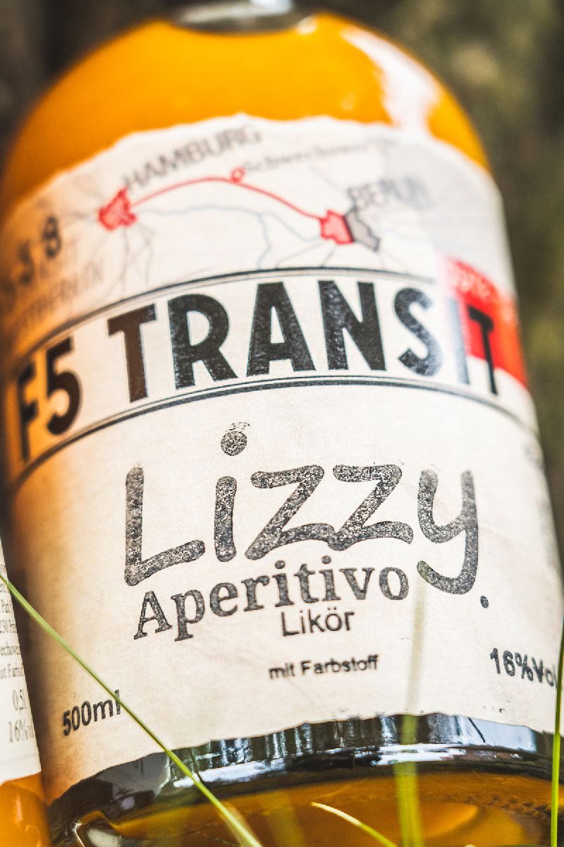 Lizzy Aperitivo Likör 0.5l (16%Vol) No. 5538