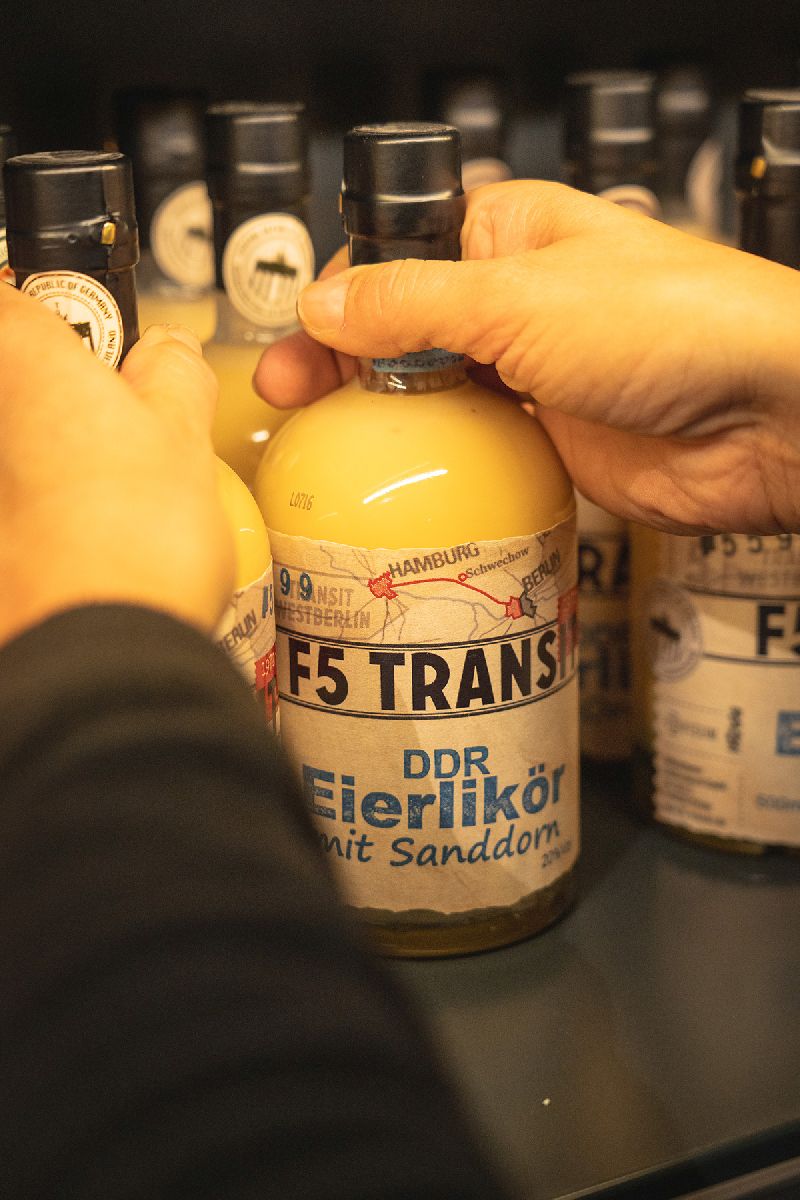 DDR Eierlikör mit SANDDORN 0.5l (18%Vol) No. 5599